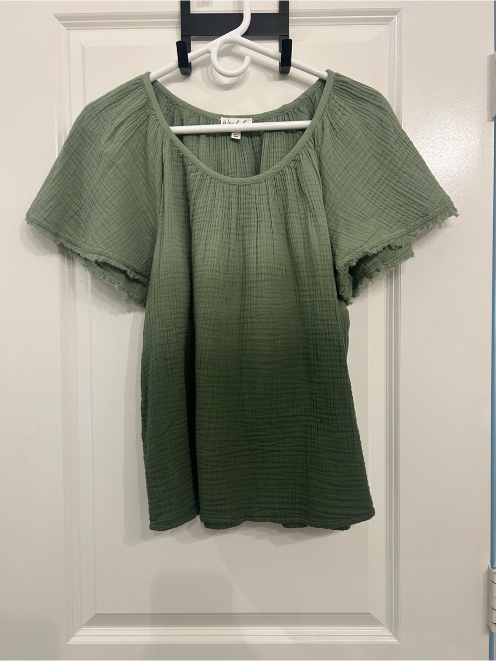 Wonderly Olive Gauze Flutter-Sleeve Top